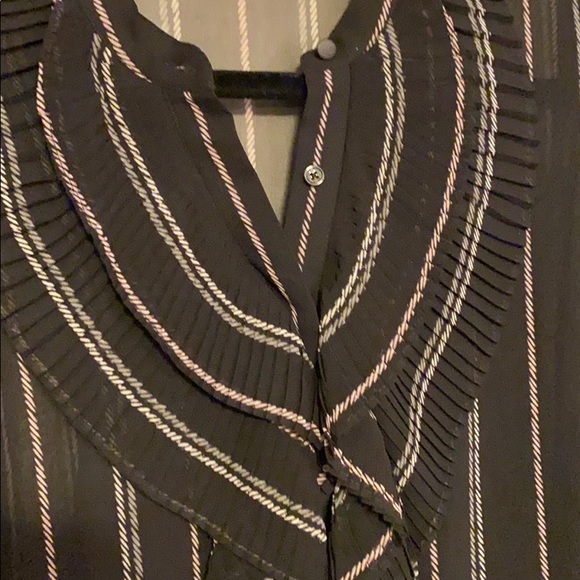 White House Black Market Blouse - Picture 3 of 4